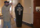 jupc_legis02_111808_coffin2_small.jpg